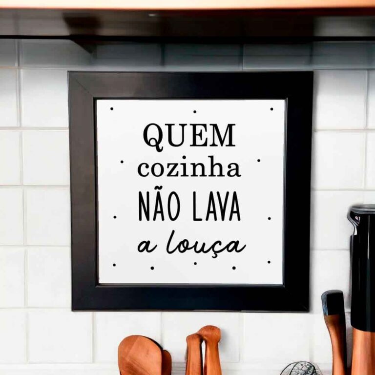 Azulejo decorativo para cozinha quem cozinha não lava a louça P&B