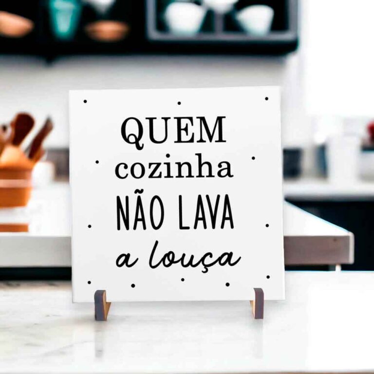 Azulejo decorativo para cozinha quem cozinha não lava a louça P&B