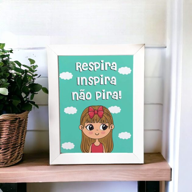 Azulejo decorativo com a frase Respira, inspira, não pira!