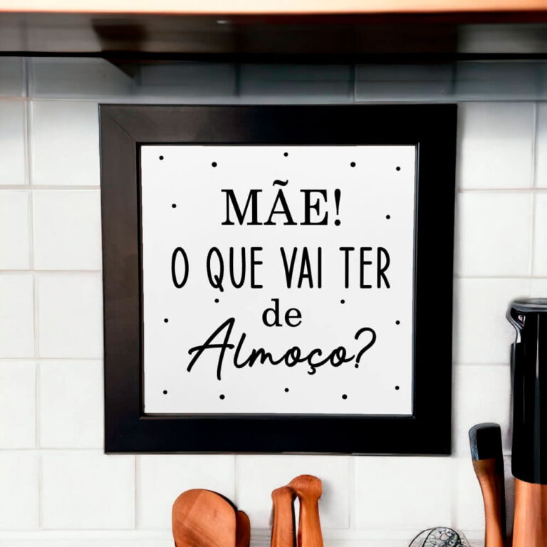 azulejo decorativo para presentear a mãe. Para decorar a cozinha com frase "mãe o que vai ter de almoço"