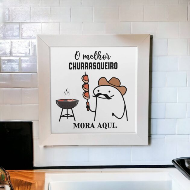 Azulejo decorativo com a frase O melhor churrasqueiro mora aqui - Presente para o Dia dos Pais