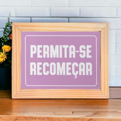 Azulejo decorativo com a frase Permita-se recomeçar com o fundo rosa pink ou lilás - Coleção Retrô