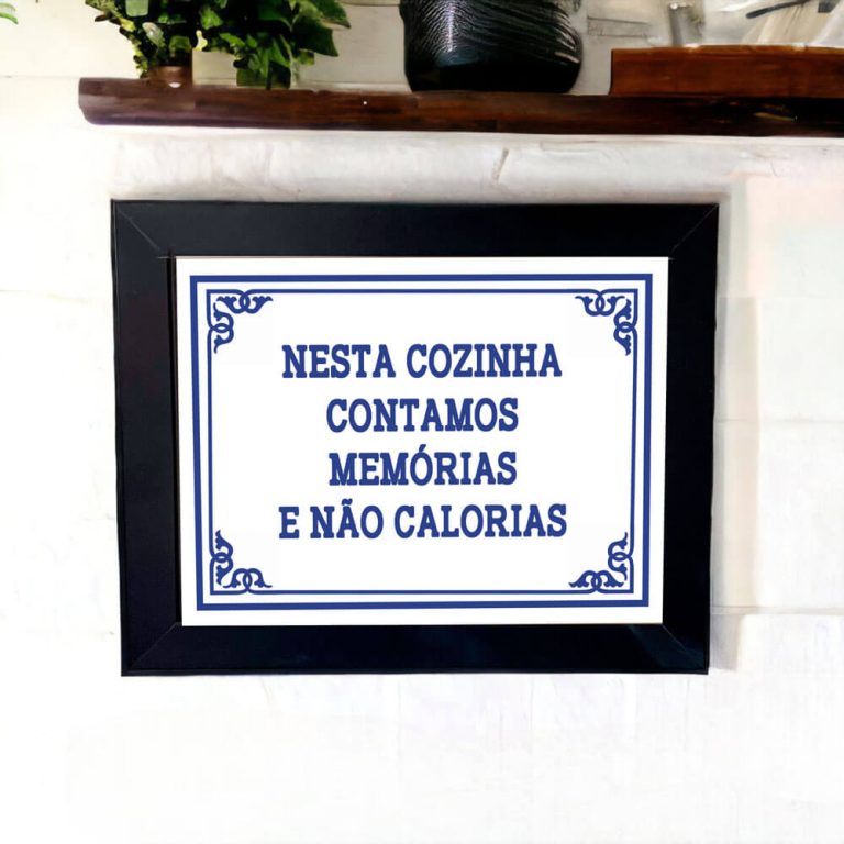 Azulejo decorativo para cozinha com a frase Nesta cozinha contamos memórias e não calorias