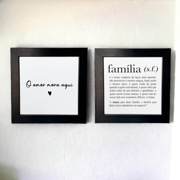 Conjunto de azulejos decorativos com a frase O Amor mora aqui + Definição de Família