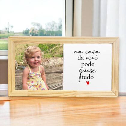 Azulejo decorativo Duo para presentear Dia dos Avós Foto personalizada e frase Na casa da vovó pode quase tudo