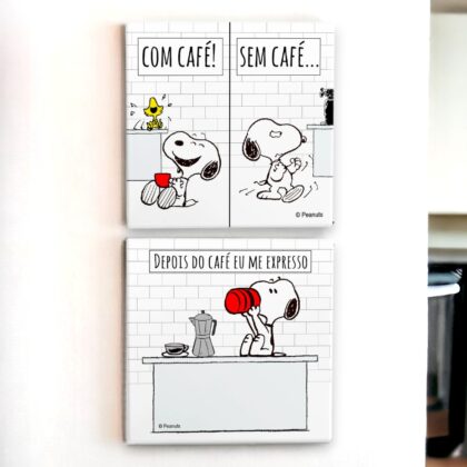 Conjunto de dois azulejos decorativos para o cantinho do café do Snoopy com o azulejo Com café, sem café e Depois do café eu me expresso